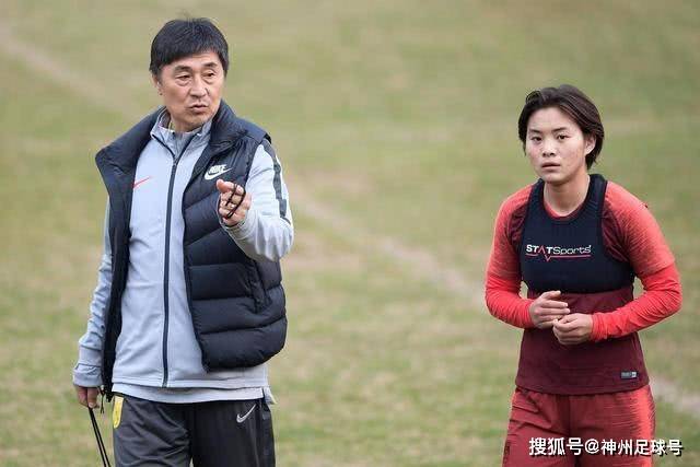韩旭表现闪耀创下多项纪录，自由人险胜火花